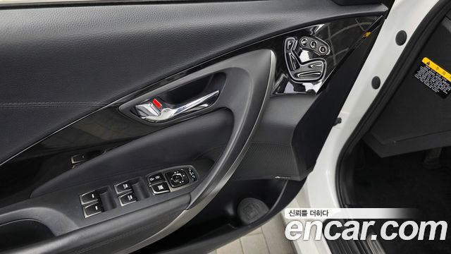 Hyundai Grandeur Hybrid (HG) Premium 2015 — фото 32