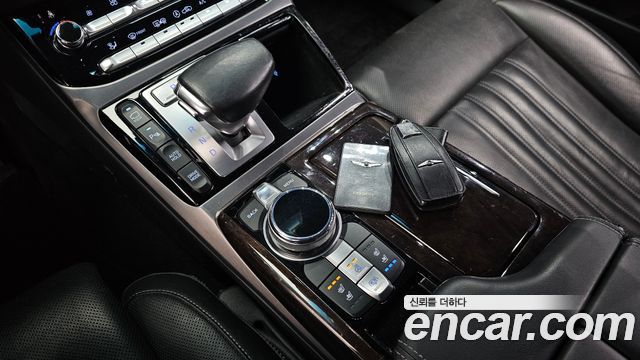 Genesis EQ900 3.8 GDI AWD Premium Luxury 2018 — фото 9