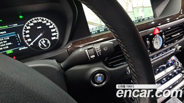 Genesis EQ900 3.8 GDI AWD Premium Luxury 2018 — фото 18
