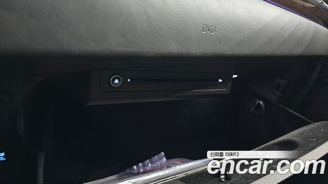 Genesis EQ900 3.8 GDI AWD Premium Luxury 2018 — фото 30