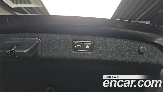 Genesis EQ900 3.8 GDI AWD Premium Luxury 2018 — фото 35