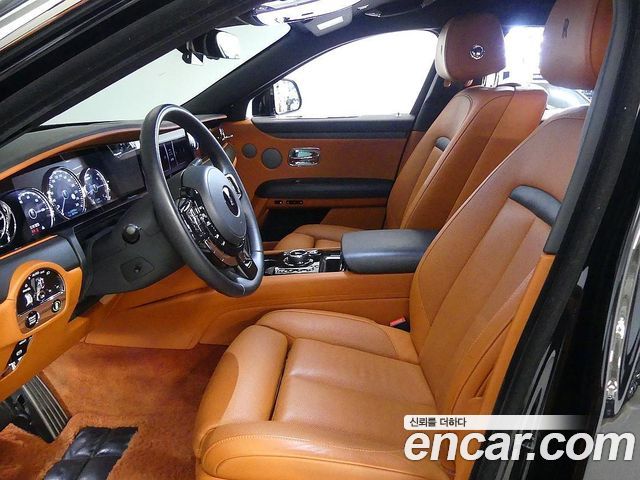 Rolls-Royce Ghost (II) 6.7 EWB V12 2022 — фото 10