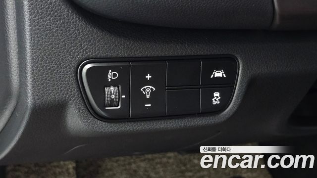 Kia Seltos Gasoline 1.6 Turbo 2WD Signature 2022 — фото 30