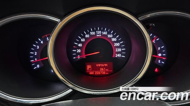 Kia Sorento R Diesel 2.0 2WD TLX High-Deluxe 2012 — фото 8