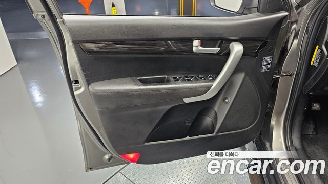 Kia Sorento R Diesel 2.0 2WD TLX High-Deluxe 2012 — фото 24