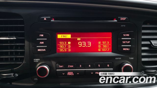 Kia K5 LPI Deluxe 2015 — фото 16
