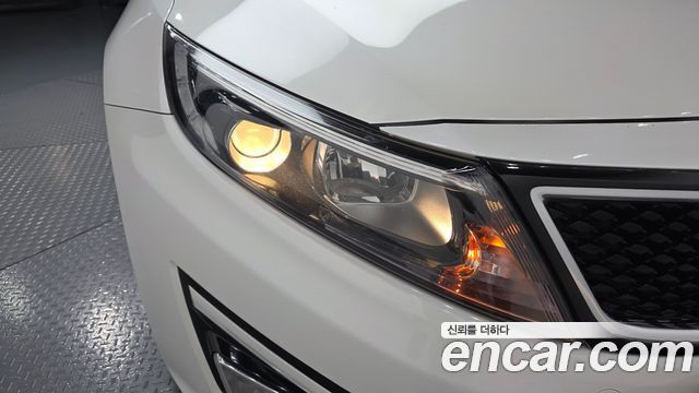 Kia K5 LPI Deluxe 2015 — фото 22