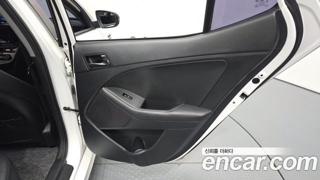 Kia K5 LPI Deluxe 2015 — фото 25