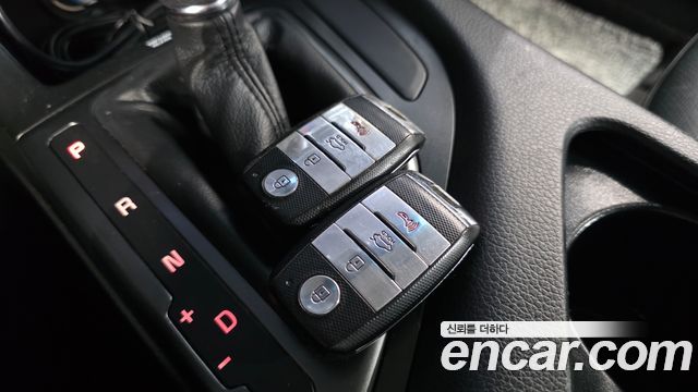 Kia K5 LPI Deluxe 2015 — фото 30