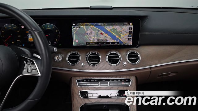 Mercedes-Benz E-Class (W213) E250 Exclusive 2022 — фото 14