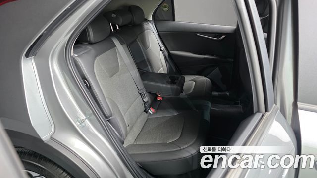 Kia Niro Prestige 2024 — фото 15