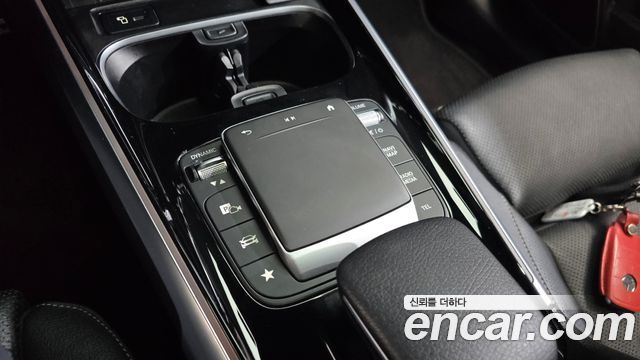 Mercedes-Benz EQB (X243) EQB300 4MATIC AMG Line 2022 — фото 9