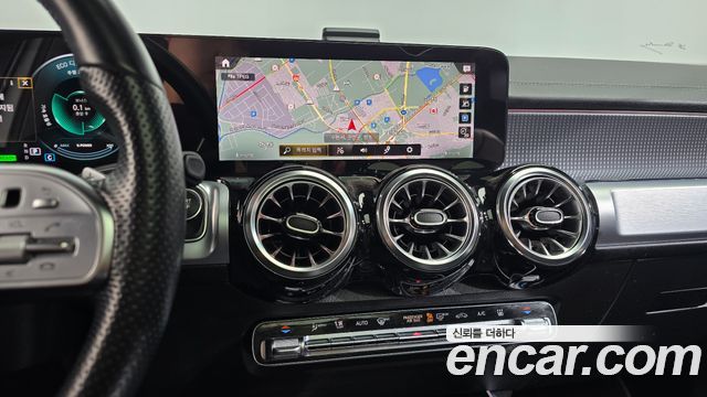 Mercedes-Benz EQB (X243) EQB300 4MATIC AMG Line 2022 — фото 17