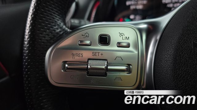 Mercedes-Benz EQB (X243) EQB300 4MATIC AMG Line 2022 — фото 19