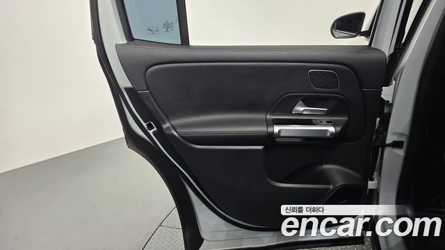 Mercedes-Benz EQB (X243) EQB300 4MATIC AMG Line 2022 — фото 31
