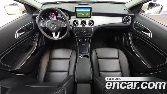 Mercedes-Benz GLA-Class (X156) GLA200 d 4MATIC 2016 — фото 7