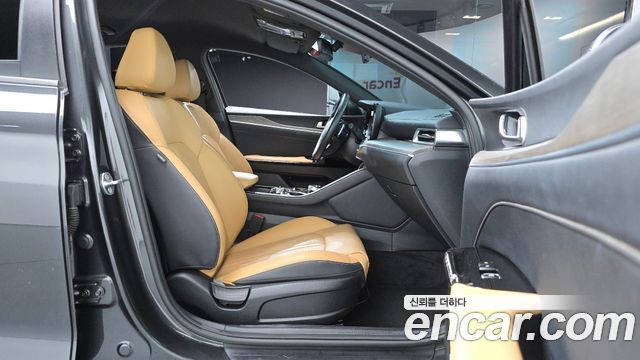Kia K5 (III) 2.0 Noblesse 2022 — фото 32