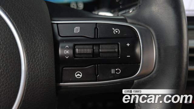 Kia K5 (III) 2.0 Noblesse 2022 — фото 37