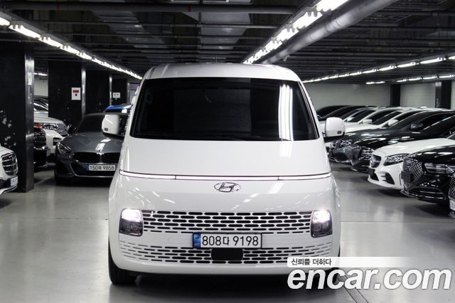 Hyundai Staria L3.5 Cargo 5-Seater Modern 2023 — фото 2