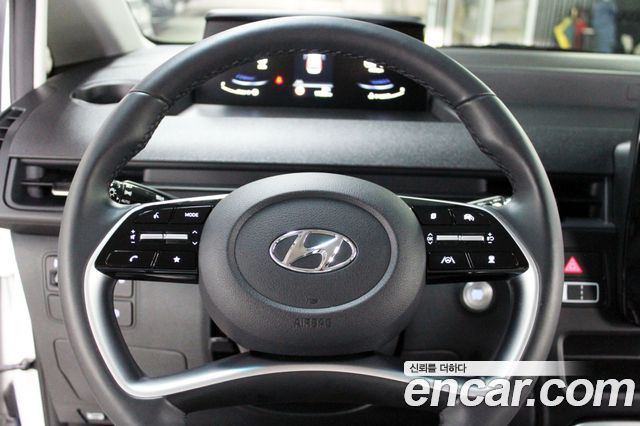 Hyundai Staria L3.5 Cargo 5-Seater Modern 2023 — фото 8