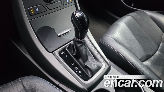 Hyundai Avante 1.6 GDi Smart Standard 2015 — фото 9