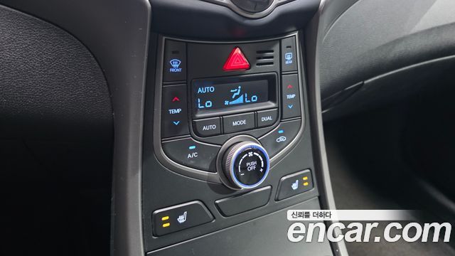 Hyundai Avante 1.6 GDi Smart Standard 2015 — фото 30