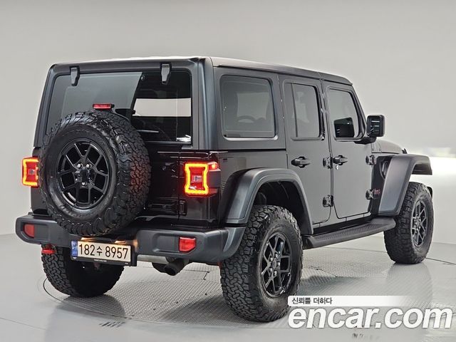 Jeep Wrangler (JL) 2.0 Rubicon 4Door 2024 — фото 3