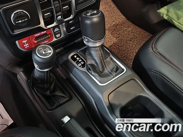 Jeep Wrangler (JL) 2.0 Rubicon 4Door 2024 — фото 9