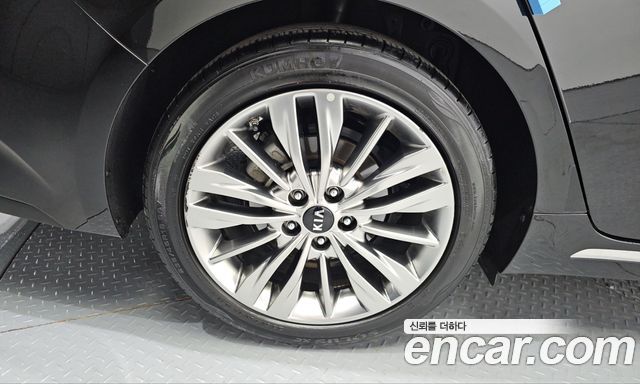Kia K5 (II) 2.0 Intelligent 2019 — фото 5