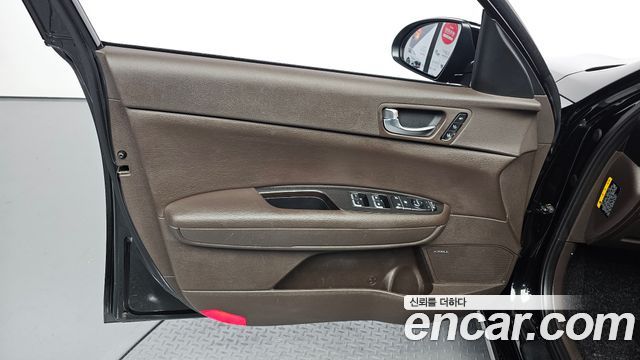 Kia K5 (II) 2.0 Intelligent 2019 — фото 24