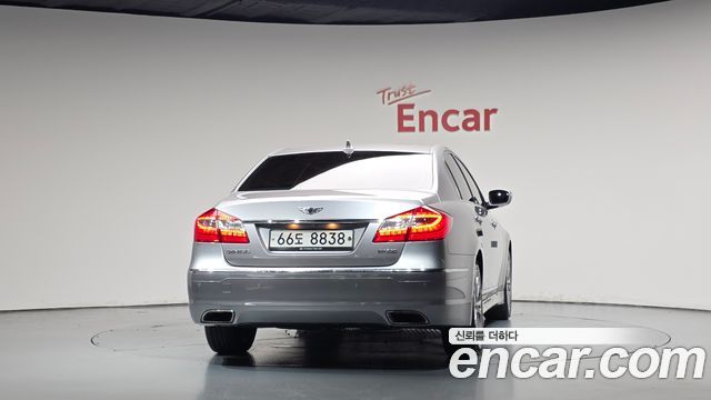 Hyundai Genesis BH 330 Luxury Standard 2012 — фото 4