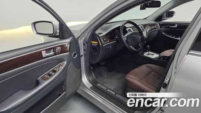 Hyundai Genesis BH 330 Luxury Standard 2012 — фото 10