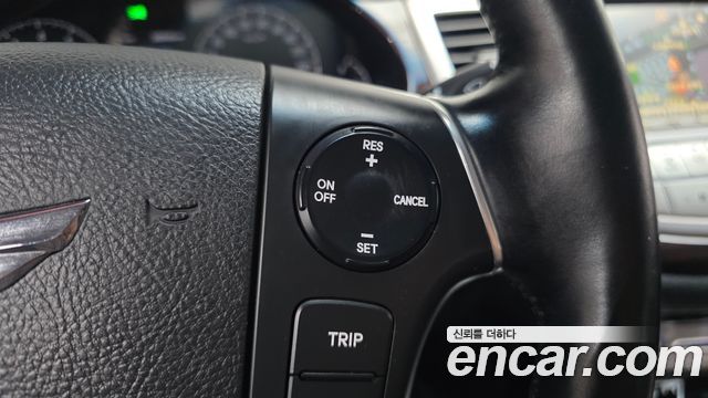 Hyundai Genesis BH 330 Luxury Standard 2012 — фото 19