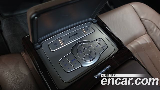 Hyundai Genesis BH 330 Luxury Standard 2012 — фото 28