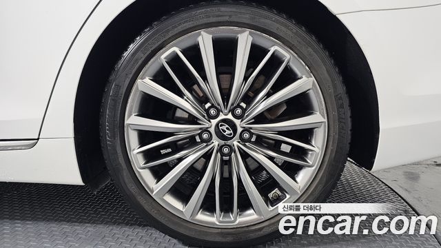 Hyundai Grandeur (IG) 3.0 Exclusive 2018 — фото 21