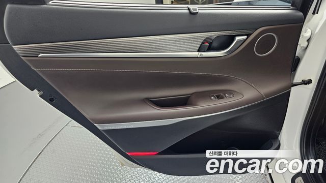 Hyundai Grandeur (IG) 3.0 Exclusive 2018 — фото 25
