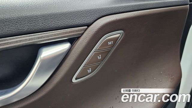 Hyundai Grandeur (IG) 3.0 Exclusive 2018 — фото 32