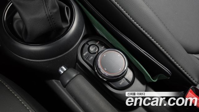 MINI Cooper HIGH Third Generation 2019 — фото 29