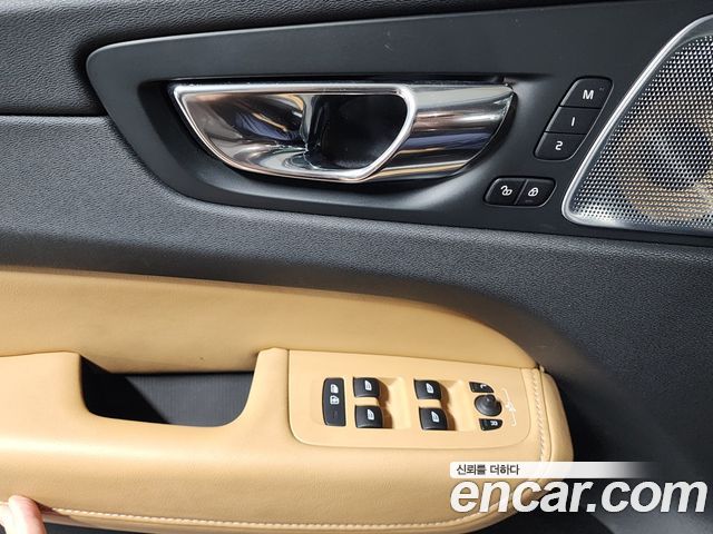 Volvo XC60 (II) D5 Inscription 2018 — фото 18