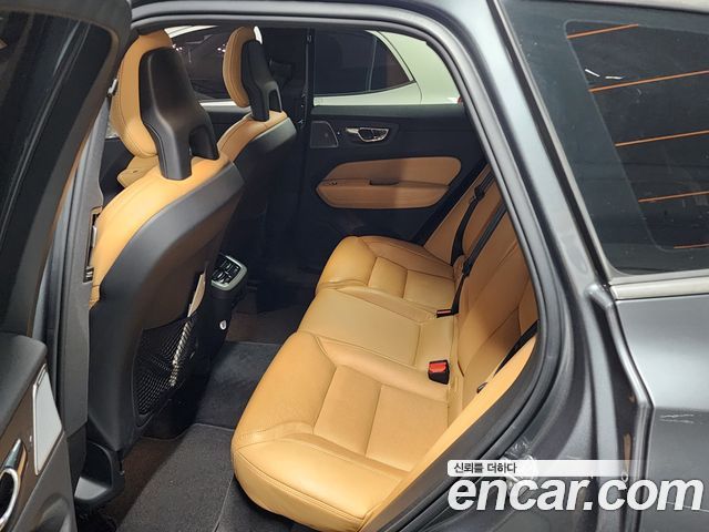 Volvo XC60 (II) D5 Inscription 2018 — фото 24