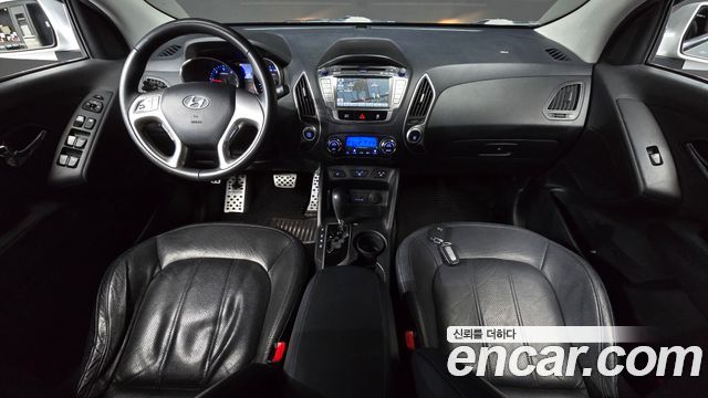 Hyundai Tucson ix Diesel 2WD LX20 Smart-Pack 2011 — фото 7