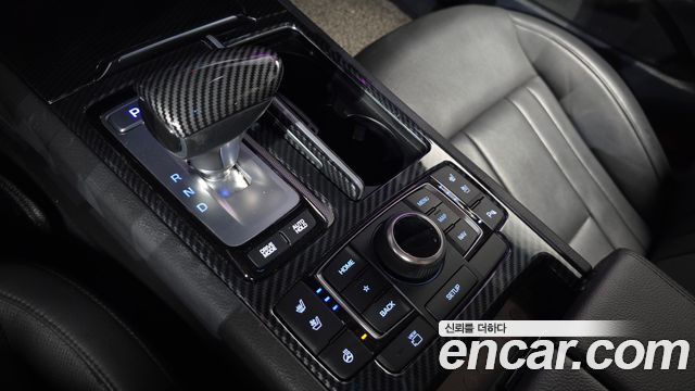Genesis G80 3.3 GDI AWD Premium Luxury 2019 — фото 9