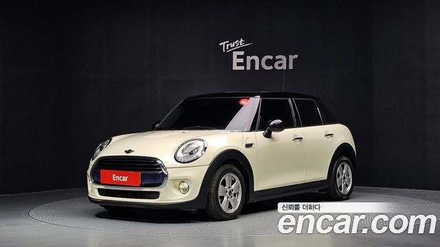 MINI Cooper D 5Door Mid 3rd