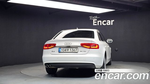 Audi A4 30 TDI B8 2015 — фото 4