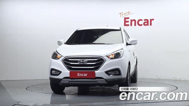 Hyundai Tucson ix Diesel(e-VGT) 4WD Smart 2015 — фото 3