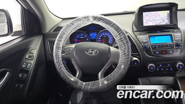 Hyundai Tucson ix Diesel(e-VGT) 4WD Smart 2015 — фото 13