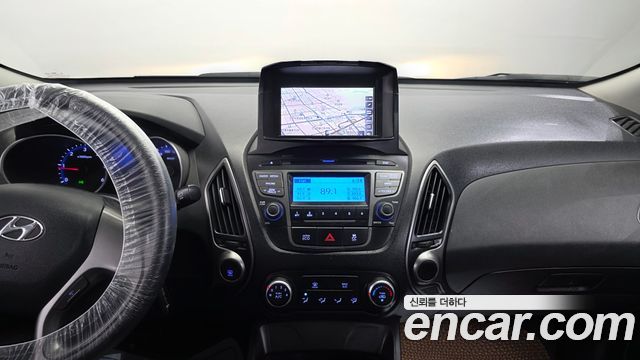Hyundai Tucson ix Diesel(e-VGT) 4WD Smart 2015 — фото 14