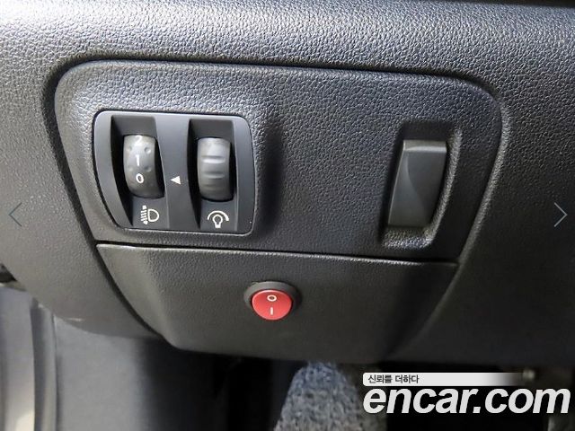 Renault Korea SM6 2.0 LPe SE (Disabled) 2017 — фото 18