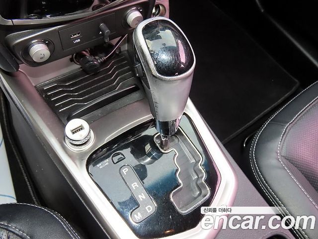 KG Mobility (SsangYong) Tivoli Diesel VX 2WD 2016 — фото 10