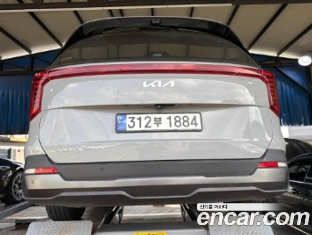 Kia Carnival (IV) Gasoline 7-Seater Gravity 2024 — фото 2